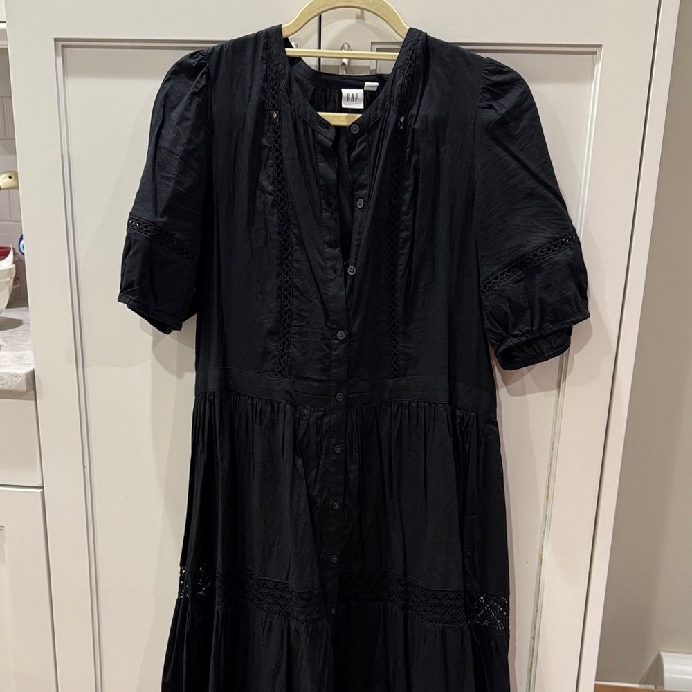 GAP Black Short Sleeve Dress